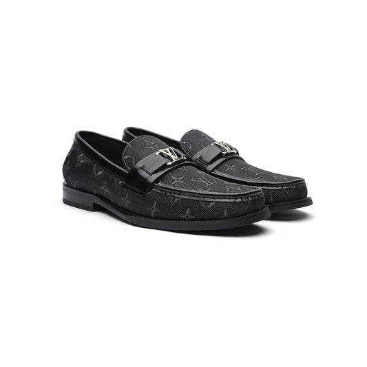 Embroidered Logo Black Major Loafer
