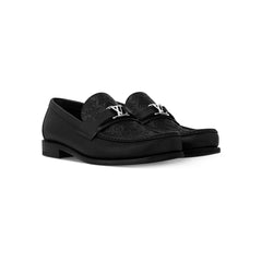 Small logo embossed black major loafer